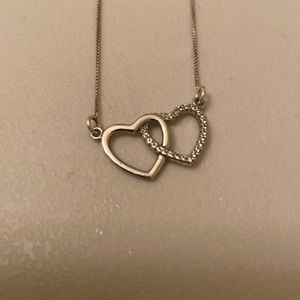 Joint heart necklace